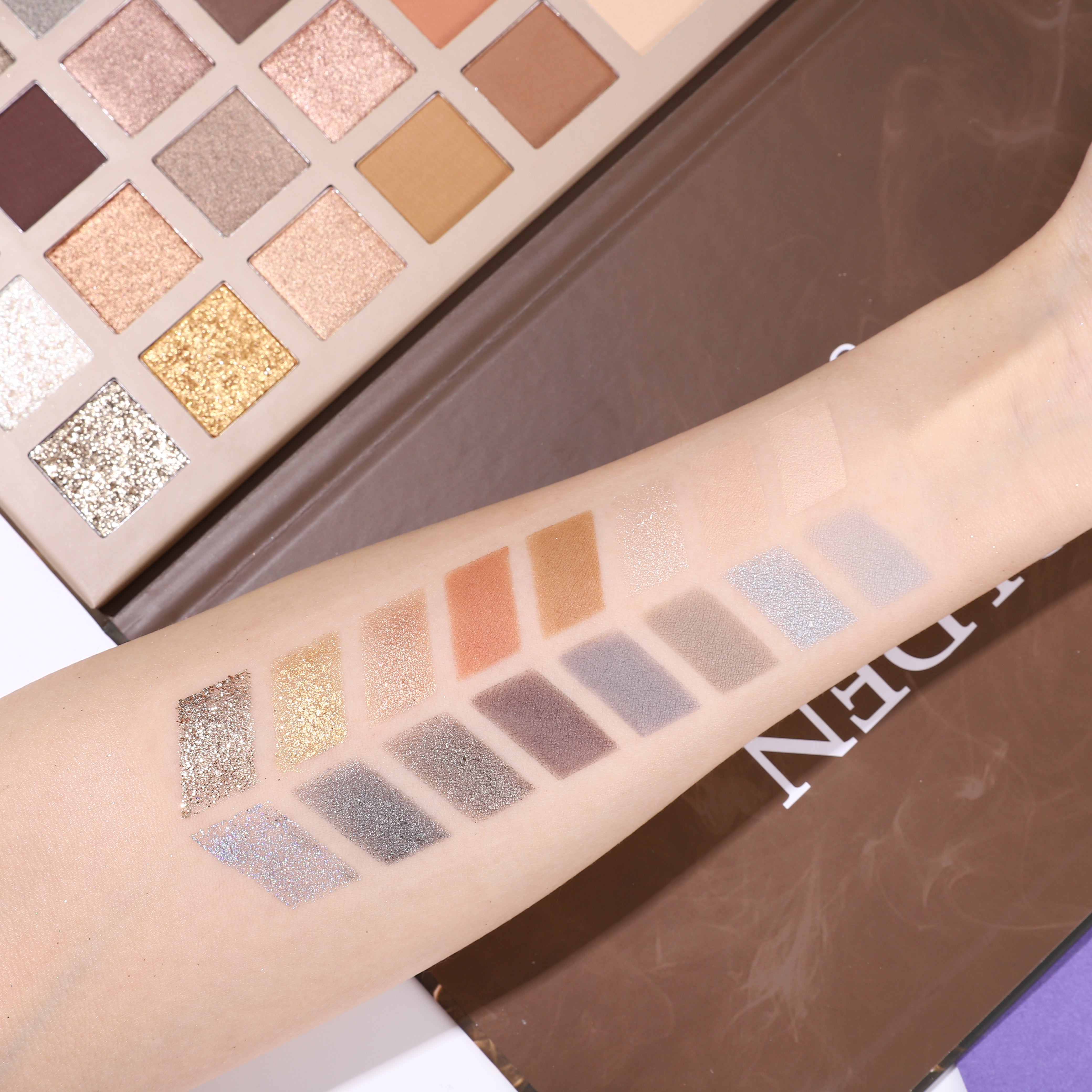 Golden Time Eyeshadow Palette